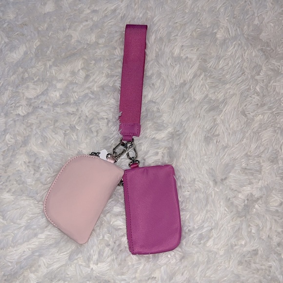 Lululemon Dual Pouch Wristlet Color POW Pink Tone / Flush Pink NWT - Picture 7 of 8